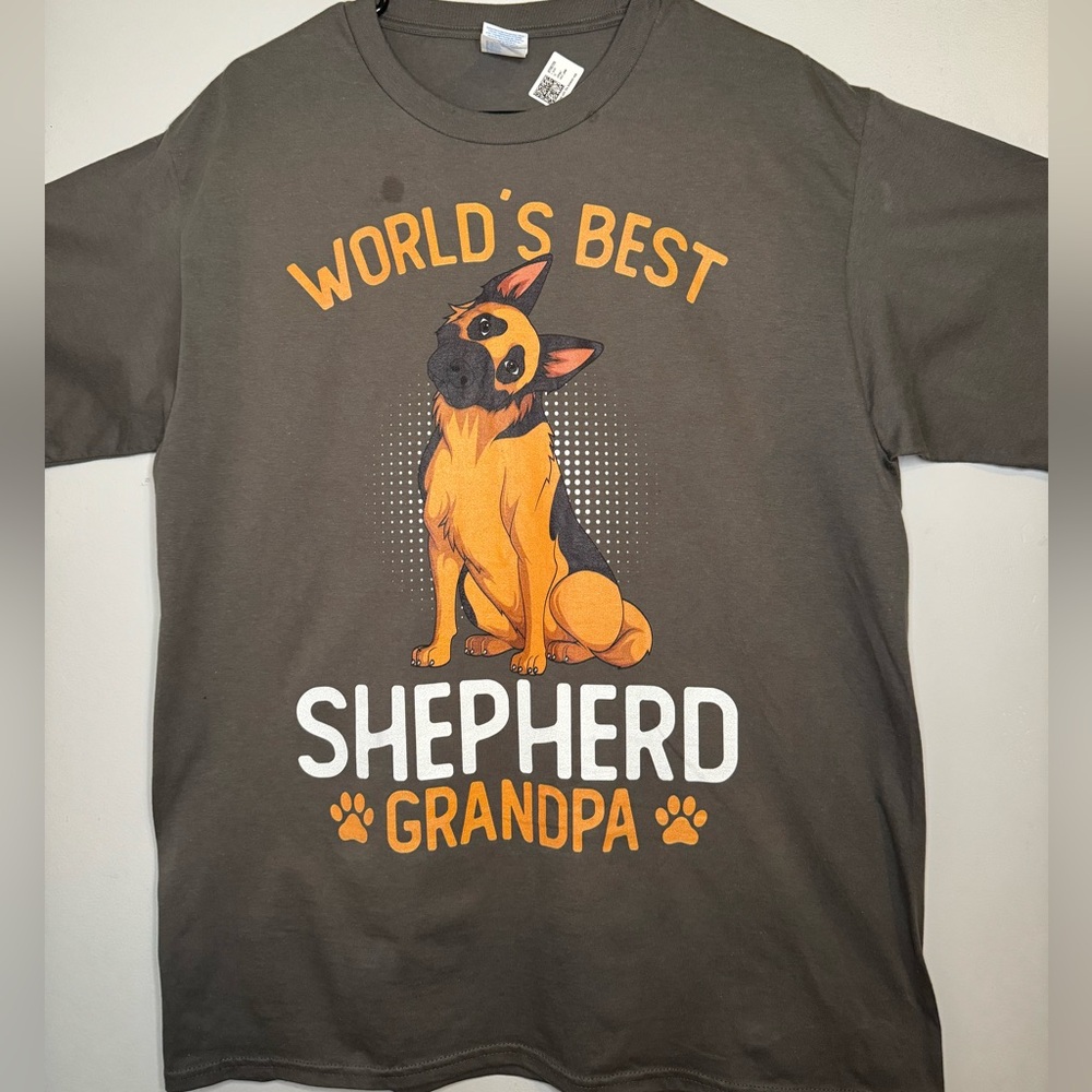 “Worlds Best Shepherd Grandpa” Graphic T-Shirt Large HAS A SPOT ON SHIRT NWOT